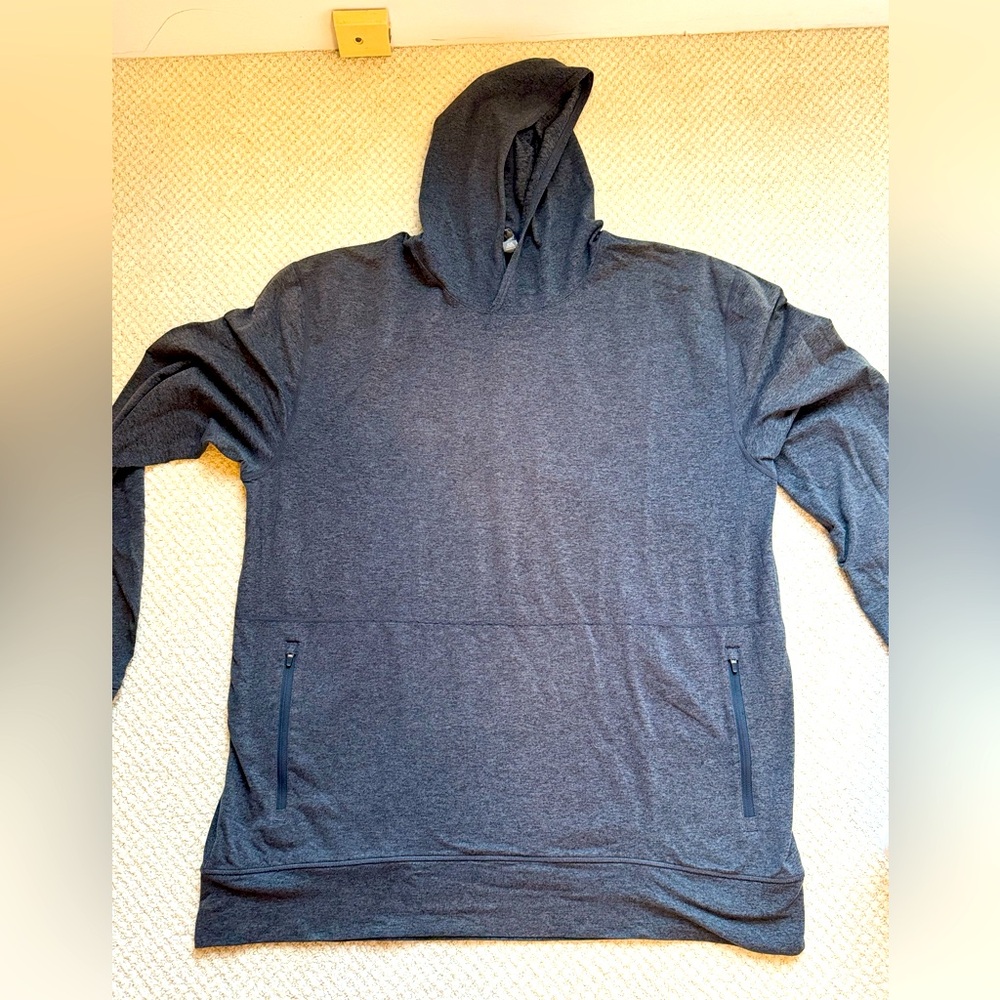 Vuori Ponto hoodie with zip pockets- dark charcoal gray-lightly worn